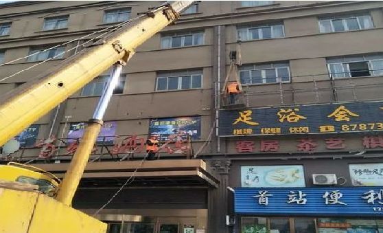 南丹安装较高的门店招牌有什么好的方法？