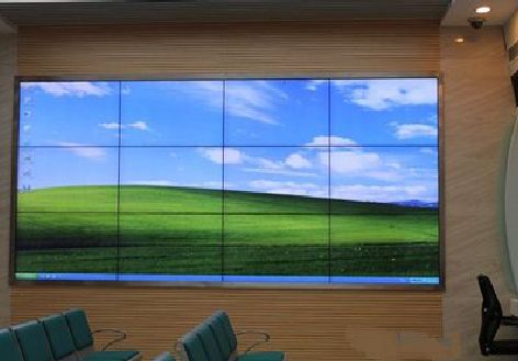 南丹液晶拼接屏的另类用法。